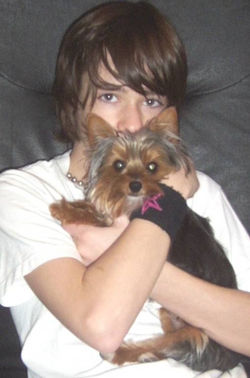 214Ryan_and_Alexis_March_21_2005